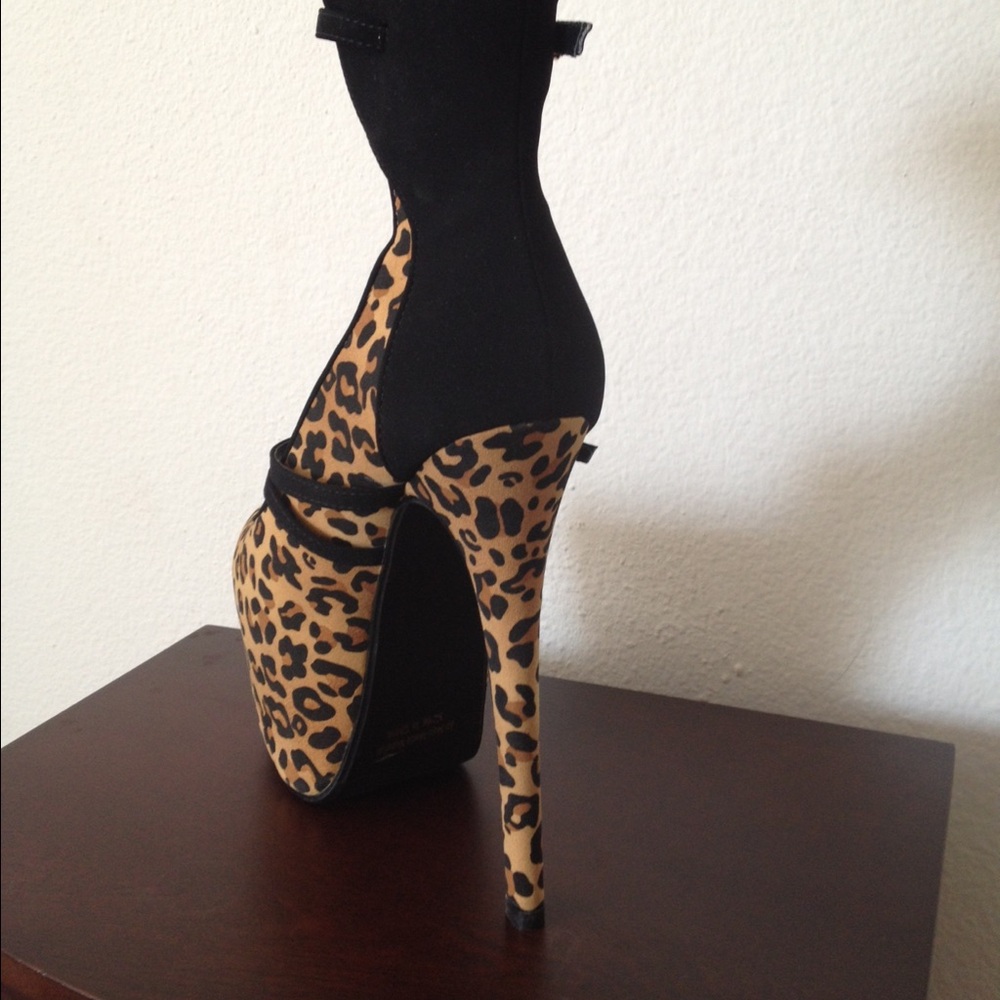Strappy Leopard Heels - Picture 2 of 4